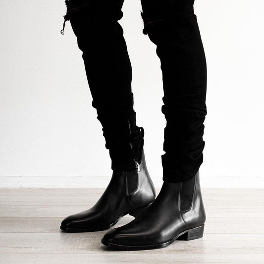 Pure black classic dress Chelsea boots